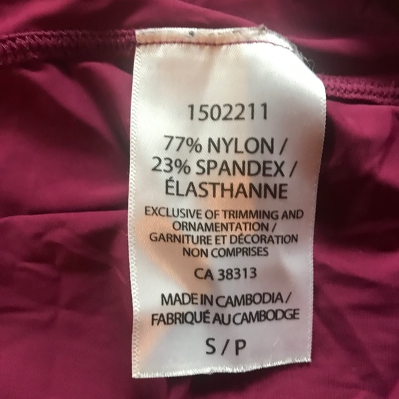 Tuff Athletics workout top - Picture 4 of 4